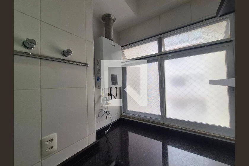 Apartamento de 2 quartos com closet — photo 39