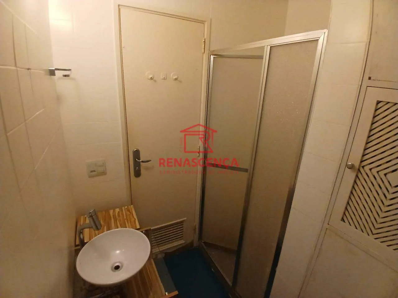 Unfurnished apartment with 3 bedrooms and 3 bathrooms — photo 23
