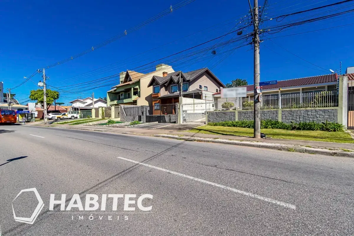 Будинок із 4 спальнями та садом — photo 24
