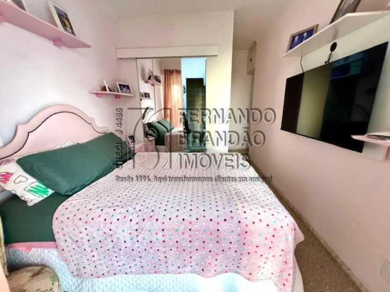 Furnished apartment, 88 m², with a glass-enclosed balcony — photo 3