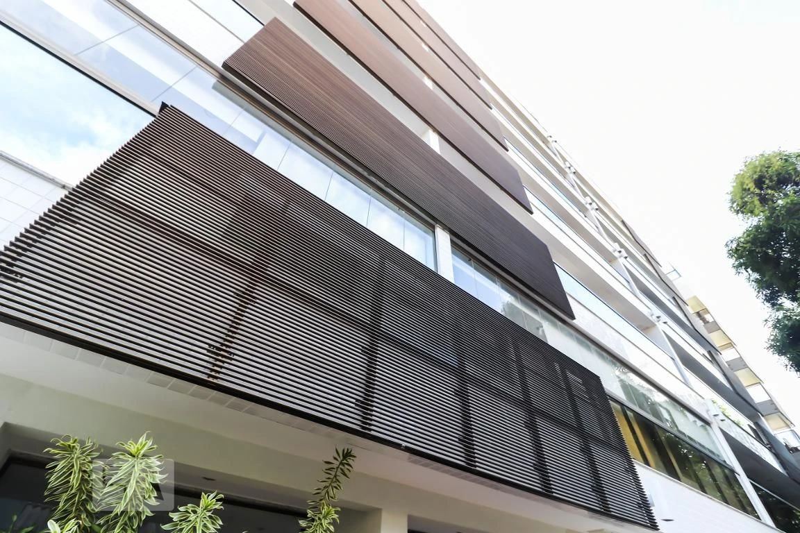 Floor-to-ceiling windows in a 2-bedroom apartment, 60 m² — photo 11