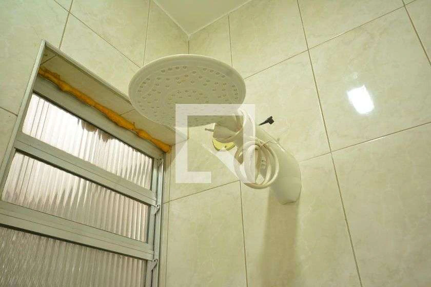 Apartamento de 1 quarto com vista de montanhas e água — photo 4