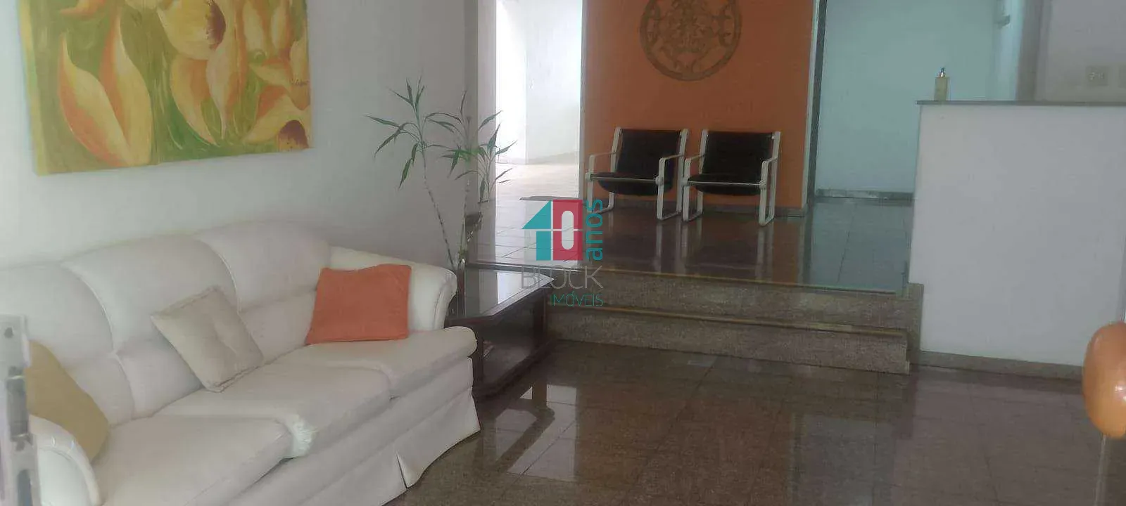 3-bedroom apartment with a suite and balcony, 130 m² — photo 29