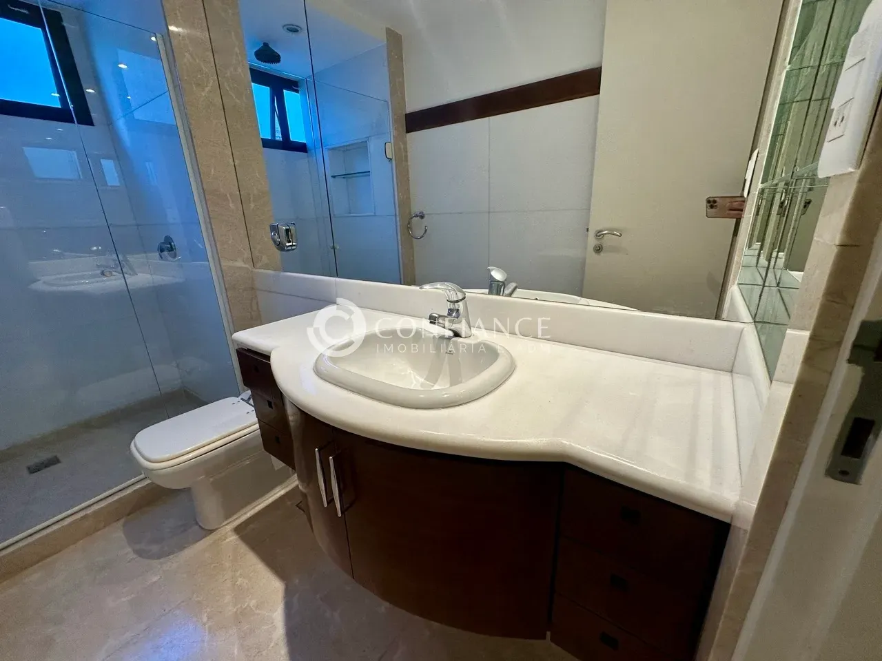 Apartamento de 230 m² com 2 quartos e armários embutidos — photo 19