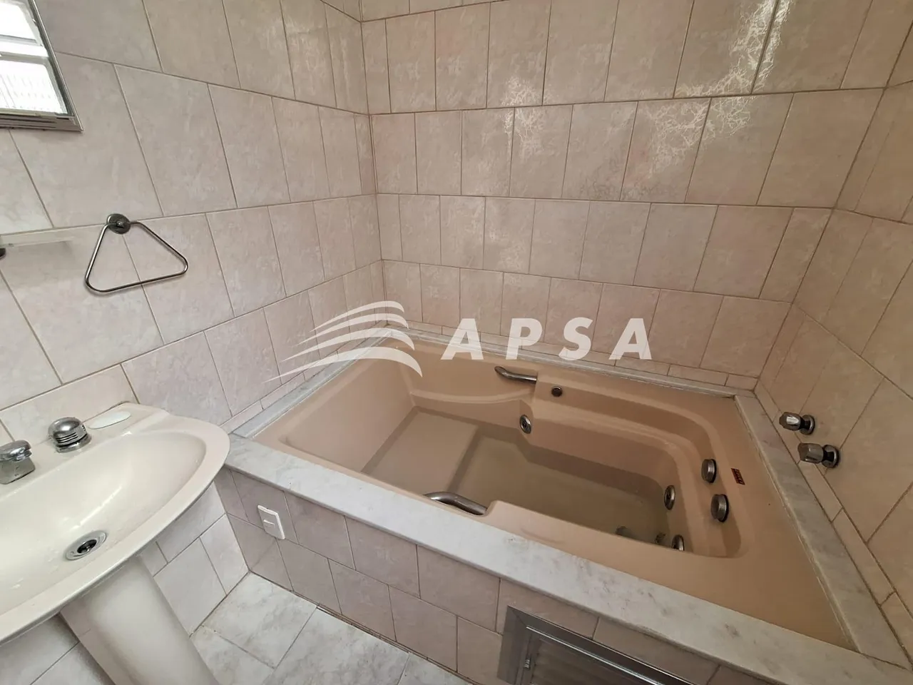 Unfurnished 2-bedroom apartment with 2 bathrooms, no parking — photo 6