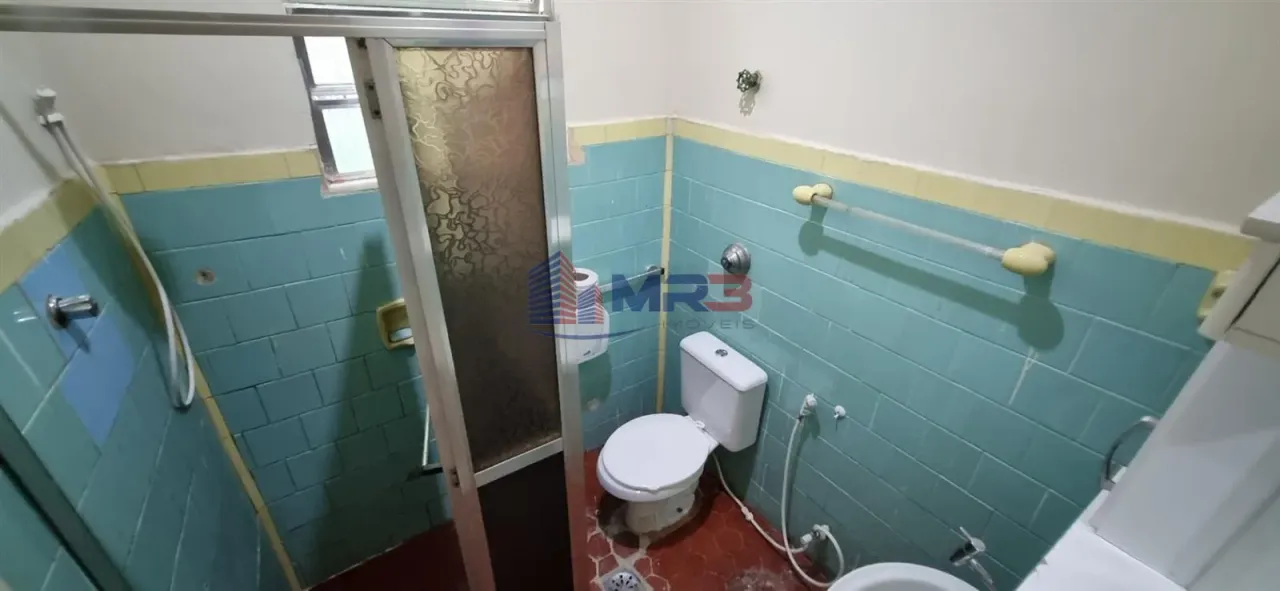 Casa com 3 quartos e cozinha com fogão a gás — photo 14