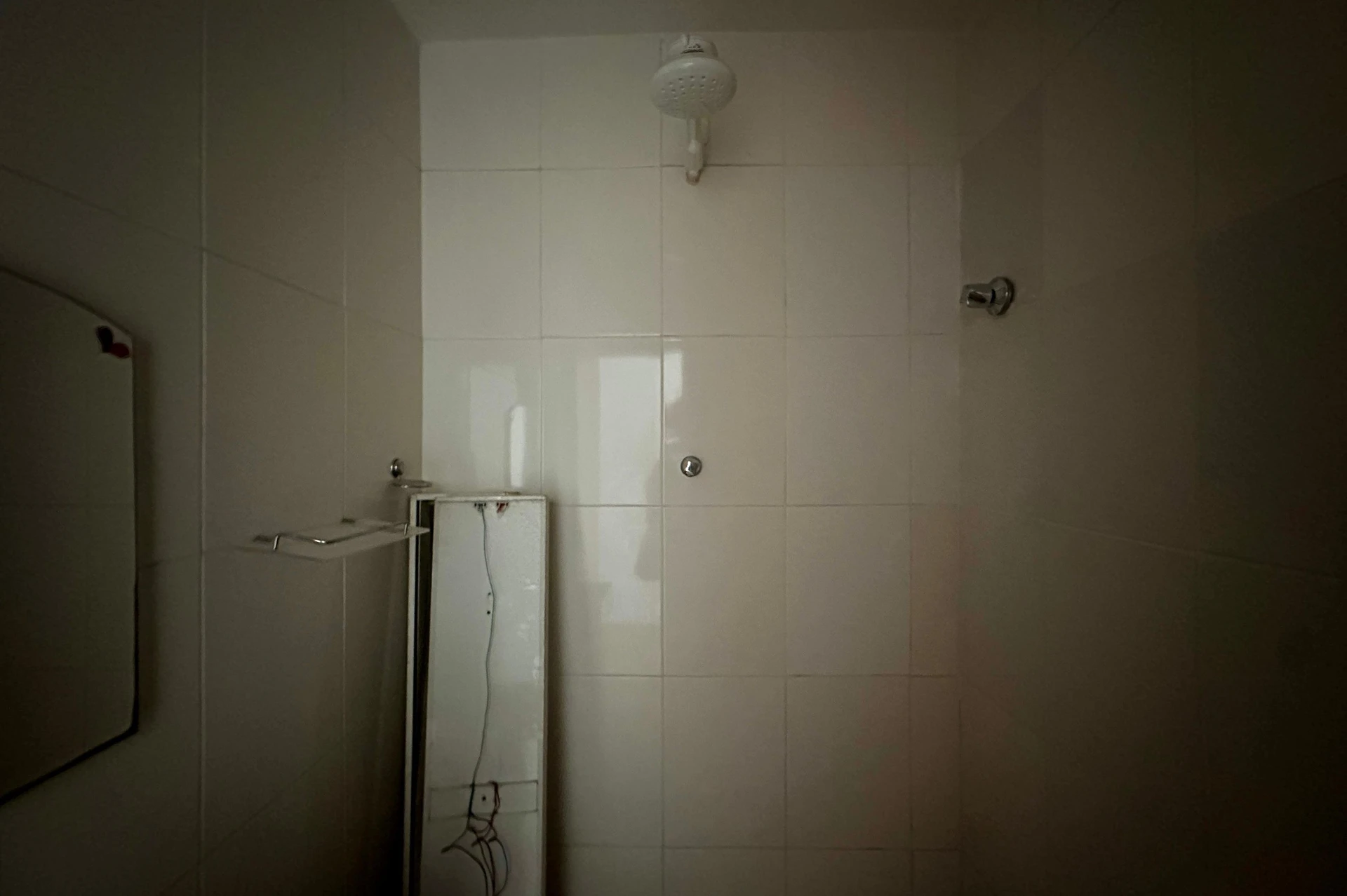 1-bedroom, 1-bath apartment with no parking space — photo 17