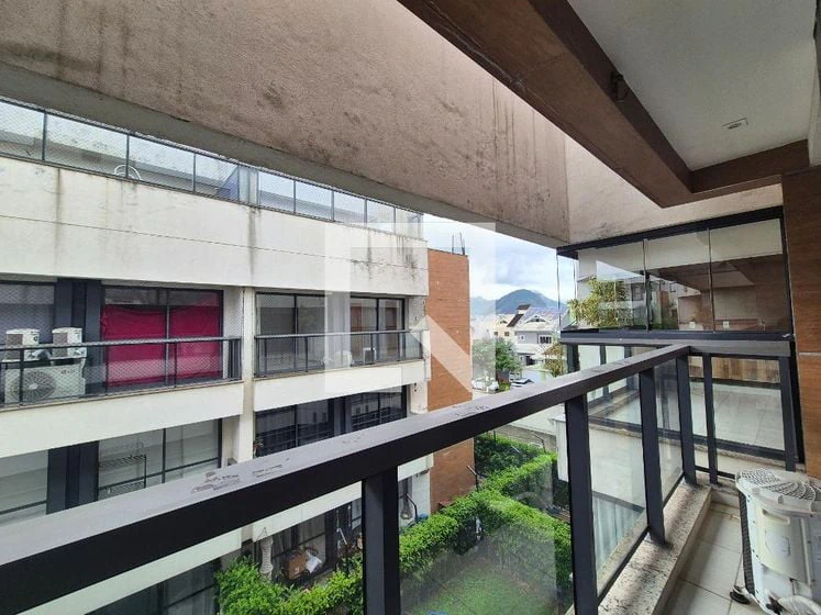 Застеклённый балкон и 3 спальни: квартира 137 м² — photo 9