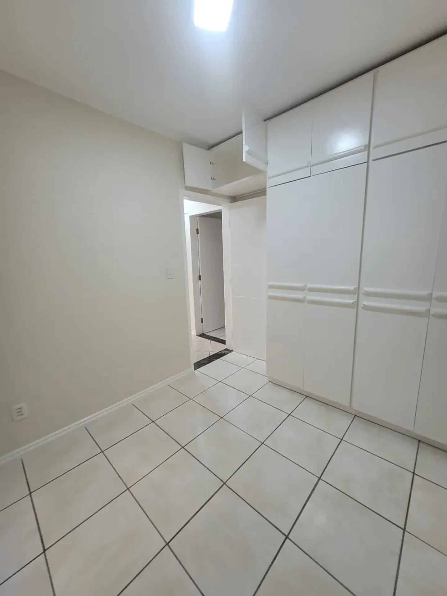 3-bedroom apartment with a washing machine in Florianópolis — photo 4