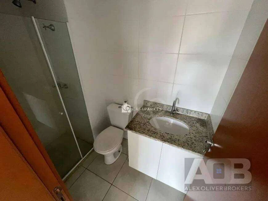 1-bedroom apartment with open-plan gas kitchen — photo 12