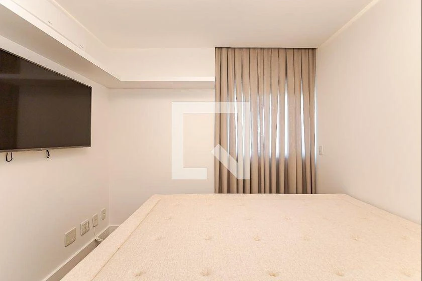 Furnished apartment with 3 en-suite bedrooms and 211 m² — photo 9