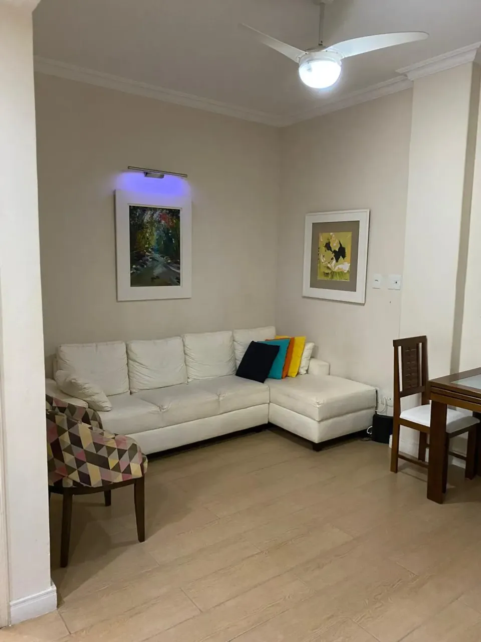 Furnished apartment with glass shower and electric showerhead — photo 7