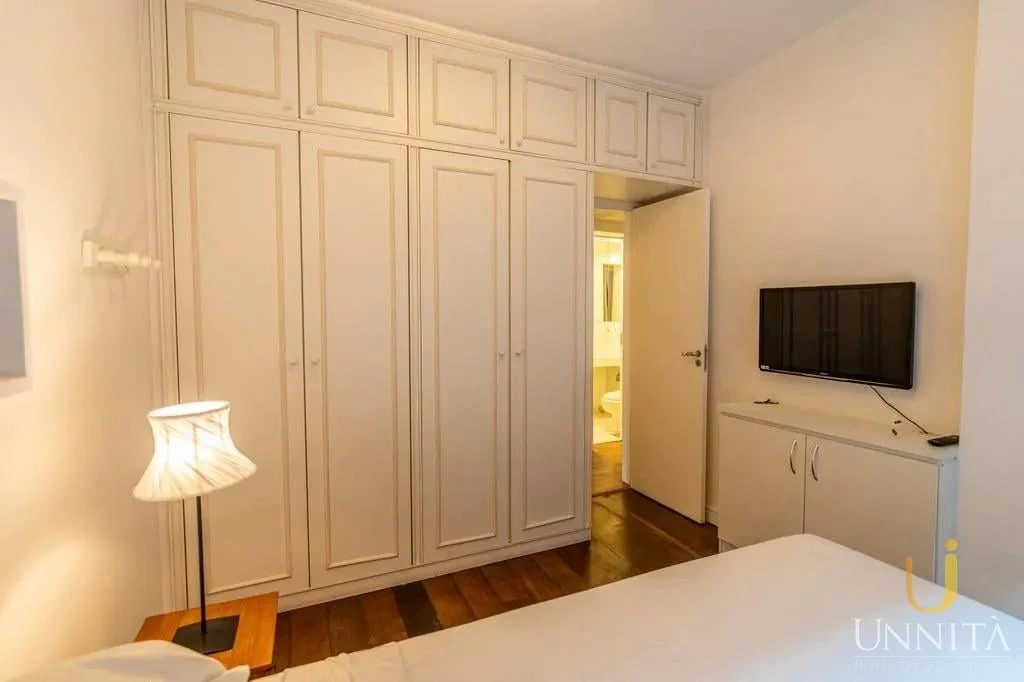 Rental apartment with 4 bedrooms and enclosed balcony — photo 23