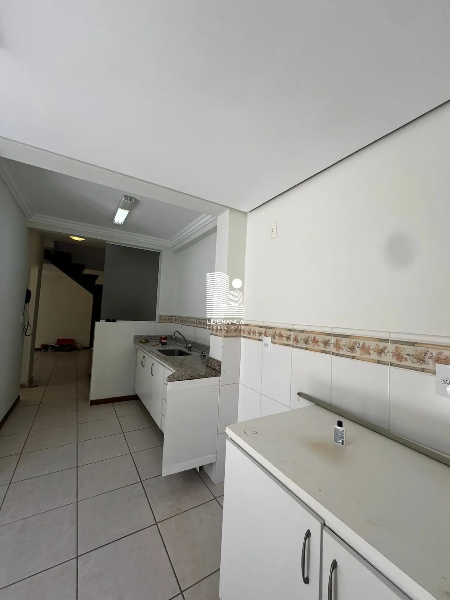 180 m² house with 3 bedrooms, 2 baths and a balcony — photo 14