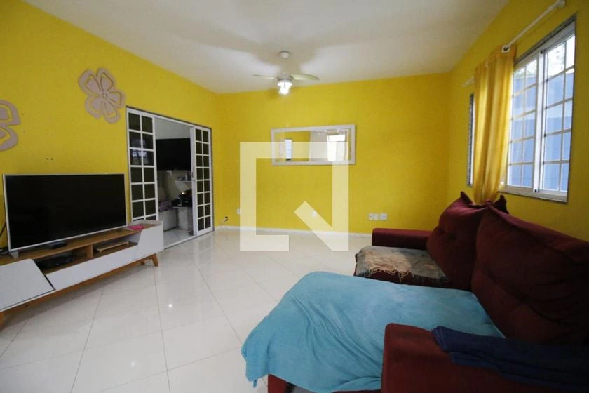 Apartamento de 260 m² com banheira e espaço de home office — photo 10