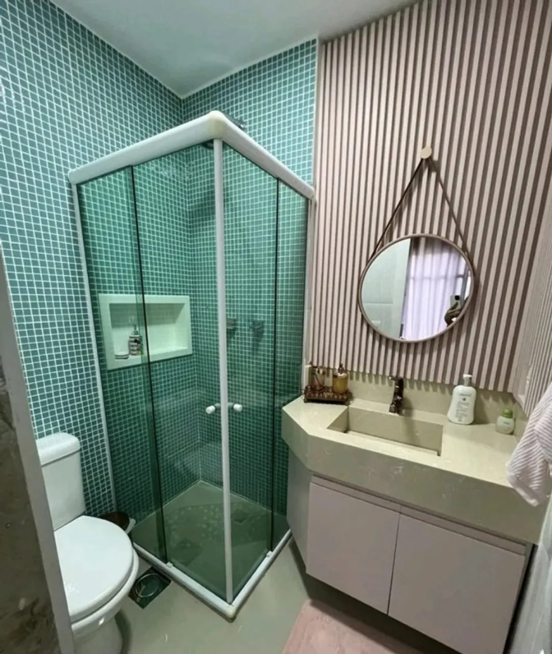 Furnished rental house with 4 bedrooms and 5 bathrooms — photo 13
