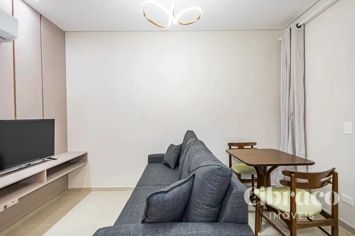 Furnished apartment, 31 m², with a glass-enclosed balcony — photo 12