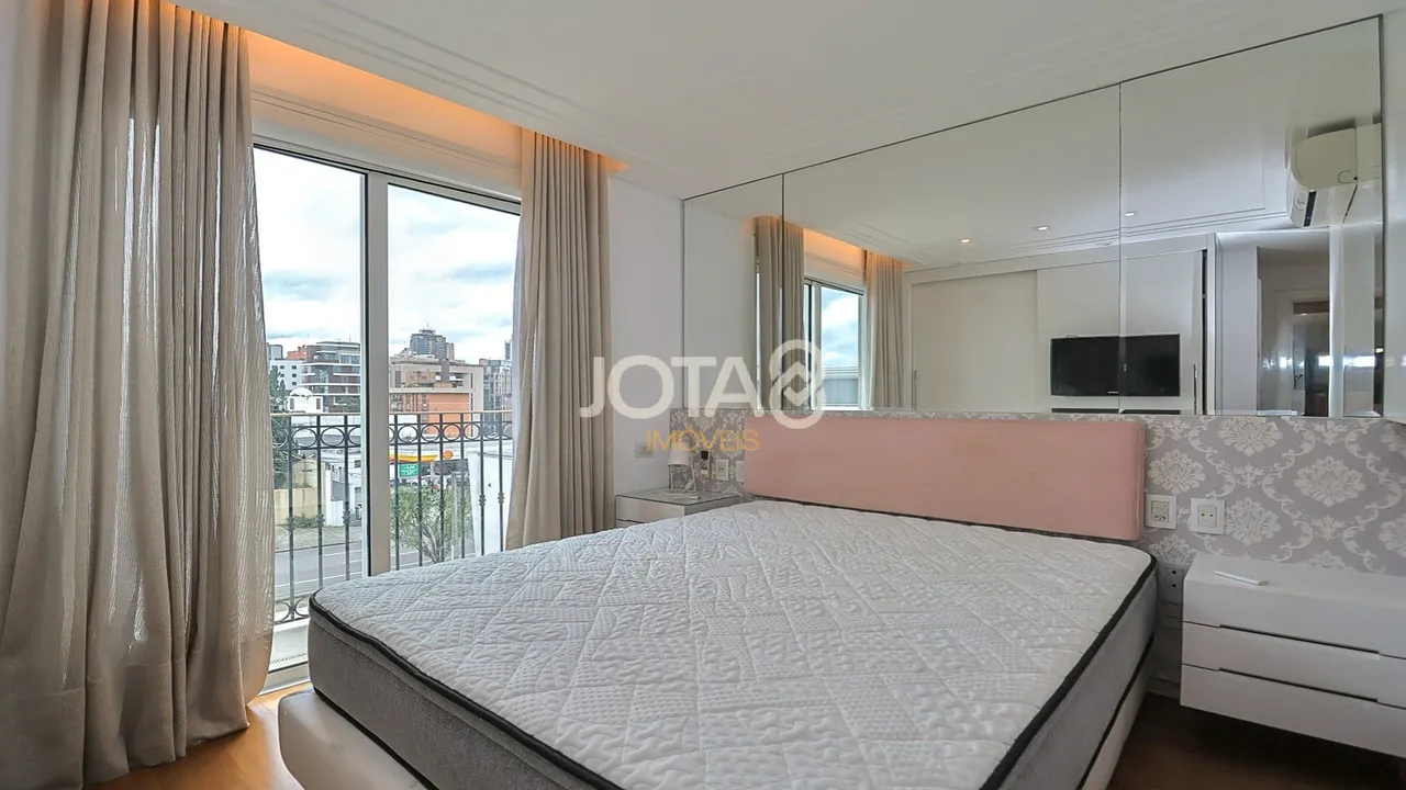Apartamento con balcón y barbacoa privada — photo 17