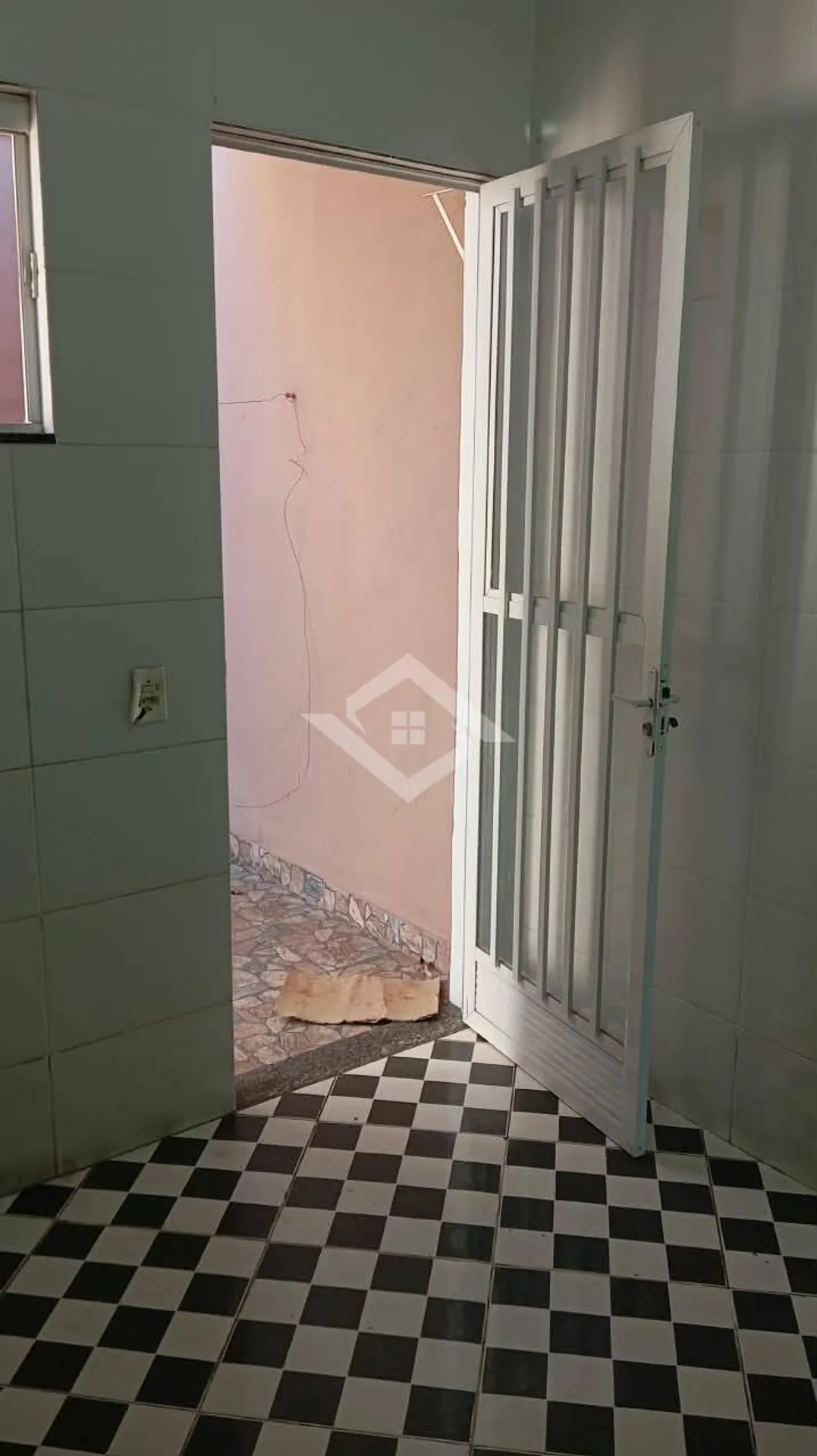 Garden in a 2-bedroom house, 80 m² — photo 11