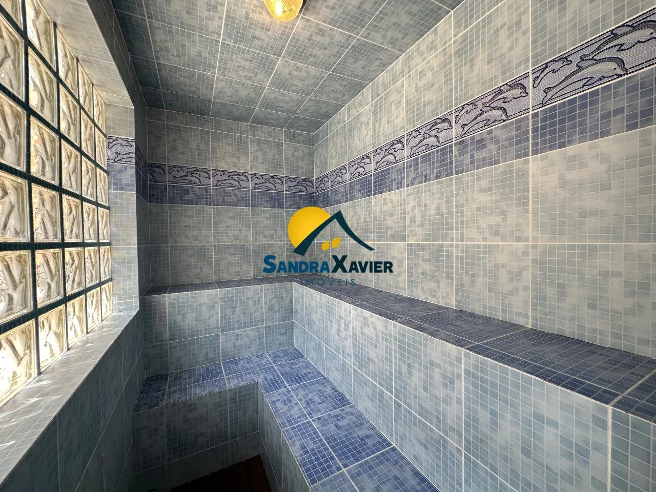 Casa com 4 quartos e 5 banheiros, varanda com churrasqueira — photo 19