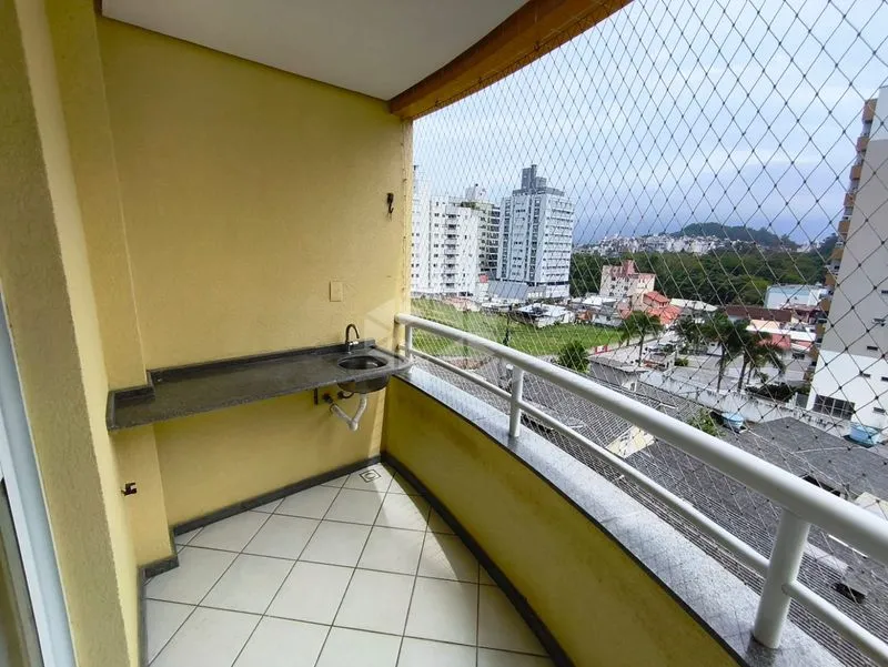 Apartment, 80 m², with a grill on the balcony