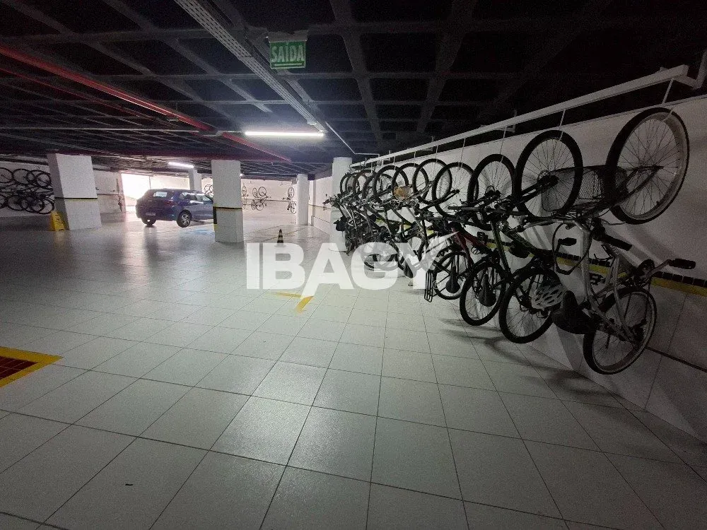 Меблированное студио 57 м² с 1 спальней и парковкой — photo 28