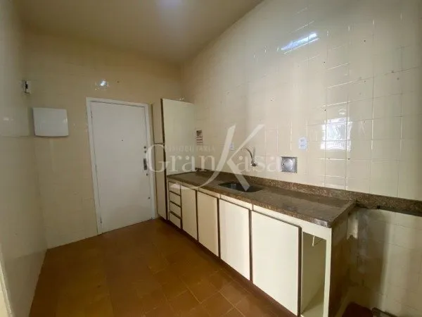 Apartment on the 6th floor with wood or laminate floors — photo 16