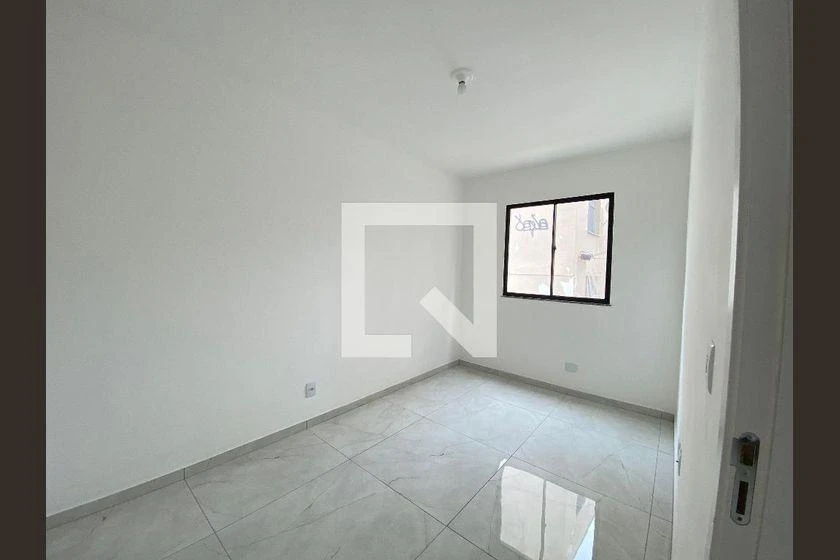Unfurnished 2-bedroom apartment, 500 m² and 4 parking spaces — photo 3