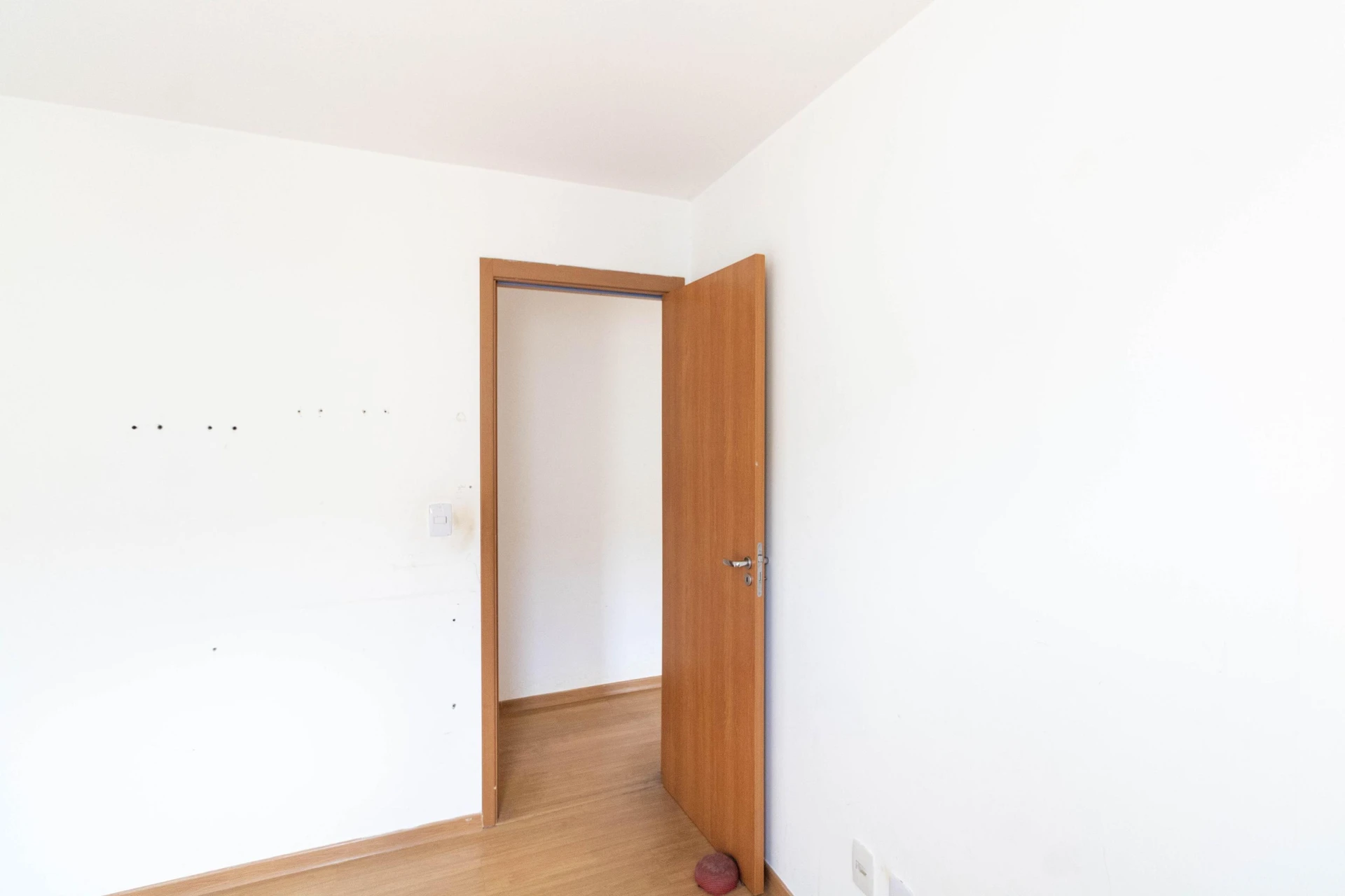 Балкон з грилем та 2 спальні: квартира 45 м² — photo 26