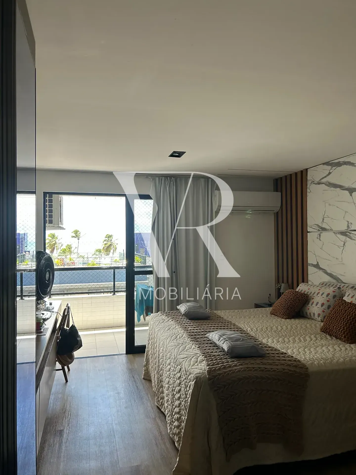 Cobertura com 4 suítes e 360 m², com vista da janela — photo 34
