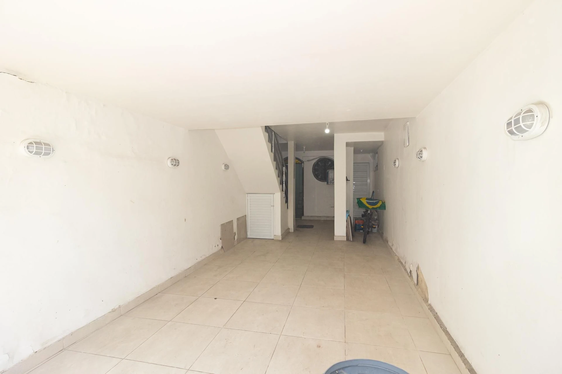 Casa de 100 m² com jardim e máquina de lavar — photo 34