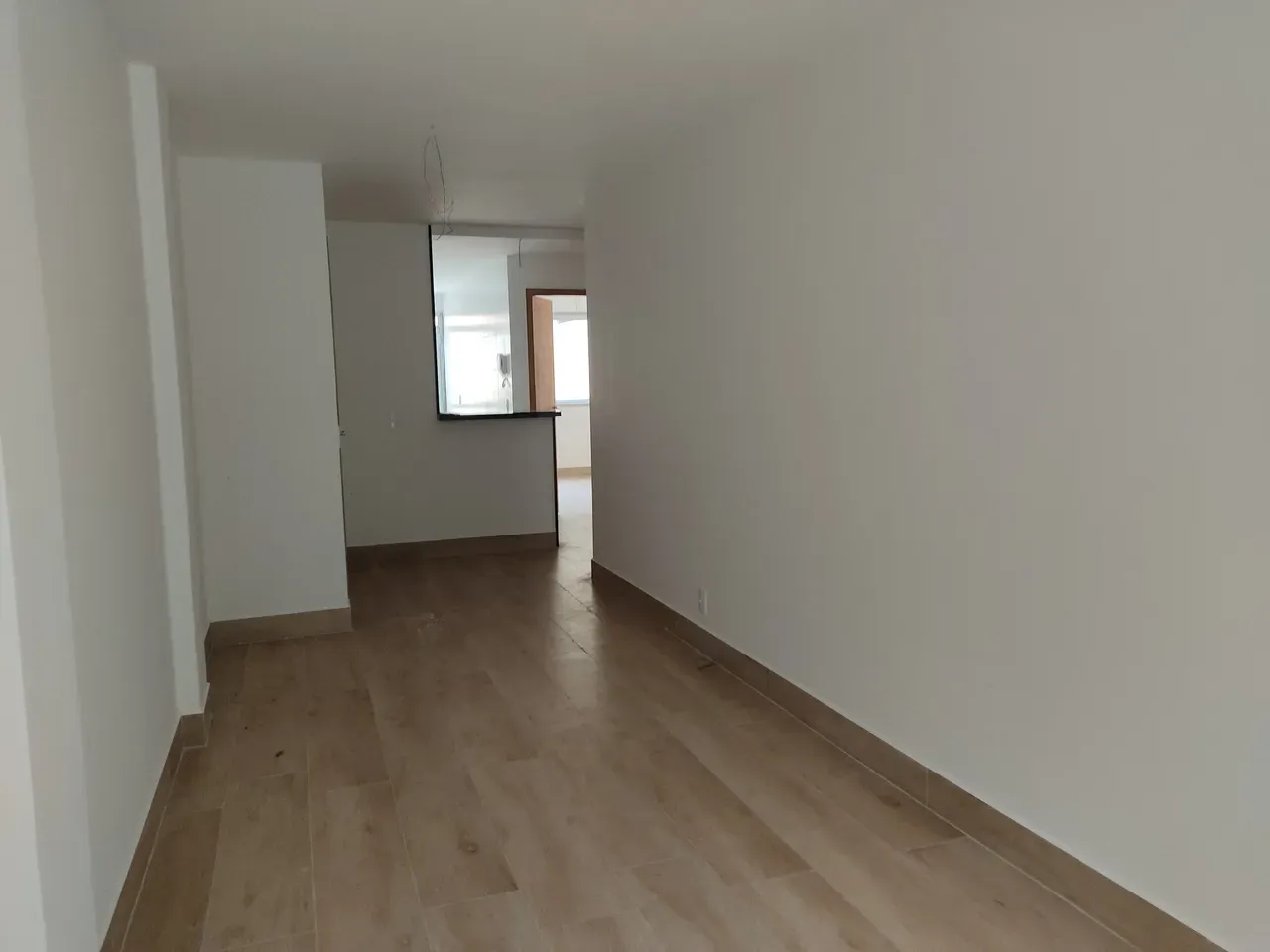 Wood or laminate floors in a 2-bedroom apartment, 80 m² — photo 16