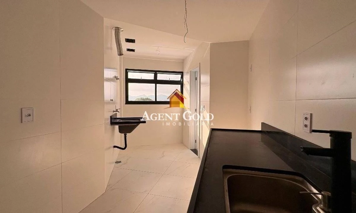 Apartment, 200 m², with a grill on the balcony — photo 22