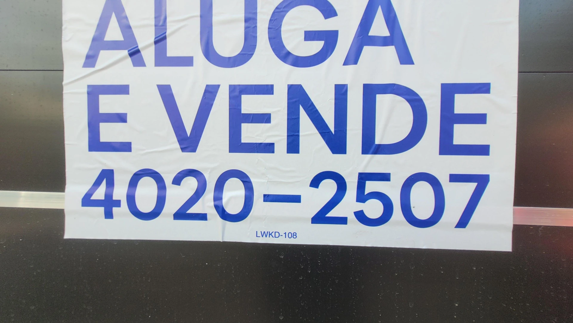 House, 200 m², with a washing machine — photo 40