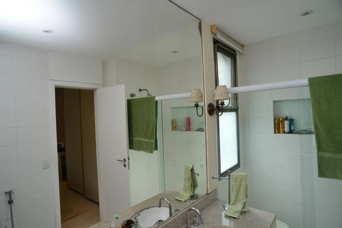 Furnished apartment with 4 en-suites and 5 bathrooms — photo 51