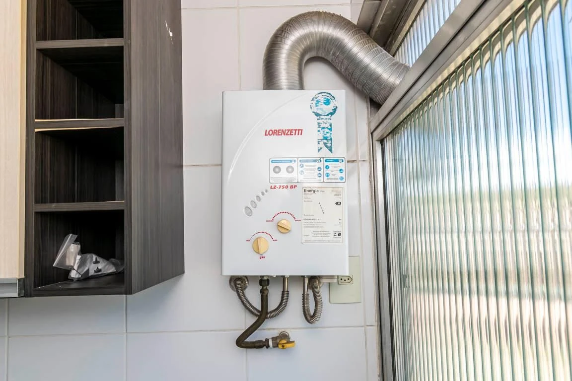 Рабочее место и 2 спальни: квартира 68 м² — photo 39