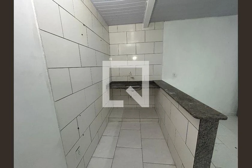 36 m² unfurnished apartment with 1 bedroom and a balcony — photo 12