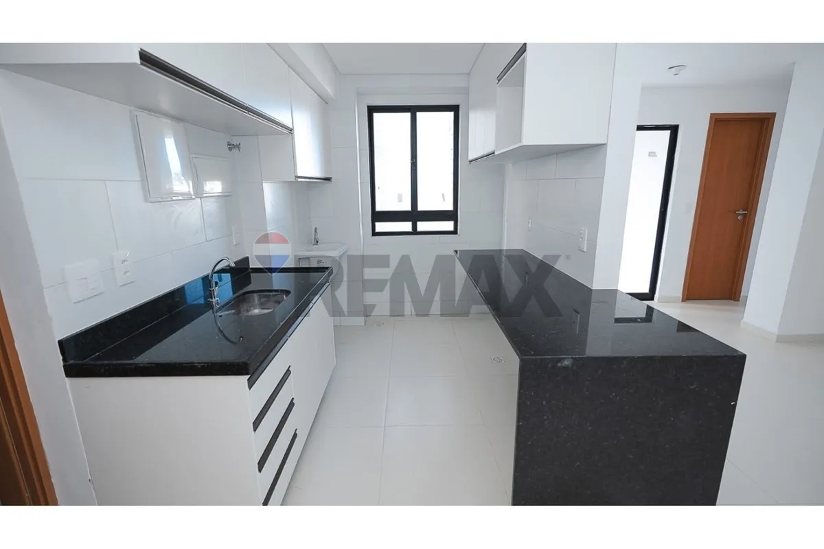 Рабочее место и 2 спальни: квартира 78 м² — photo 24