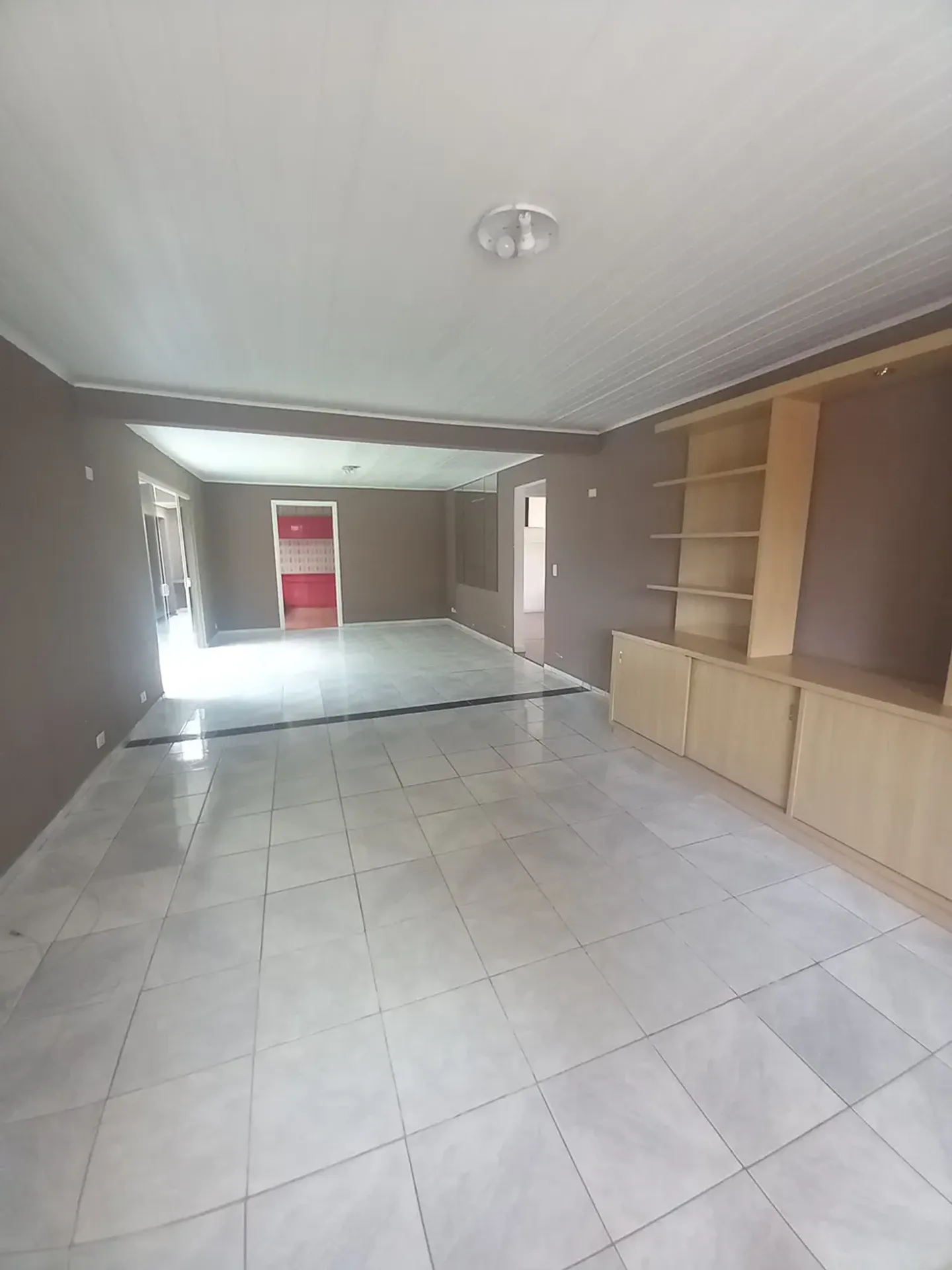 Casa térrea com cozinha fechada e 160 m² — photo 6