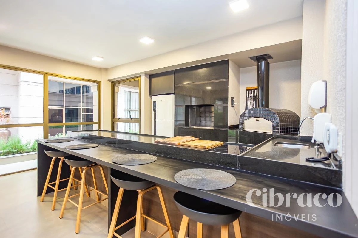Apartamento de 2 quartos com varanda envidraçada — photo 20
