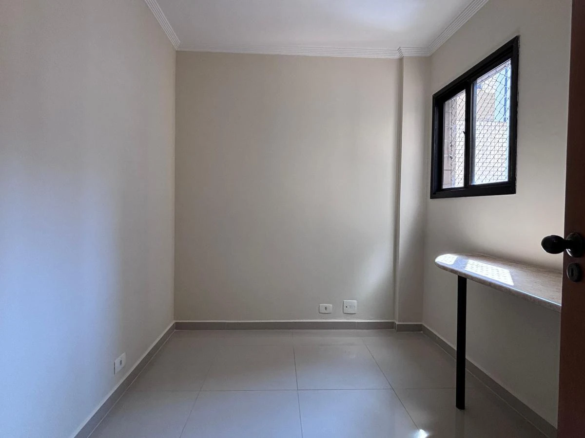 2-bedroom apartment on the 11th floor with balcony — photo 8