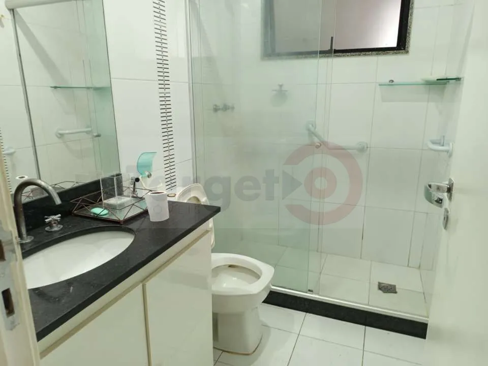 Home office in a 4-bedroom apartment, 230 m² — photo 41