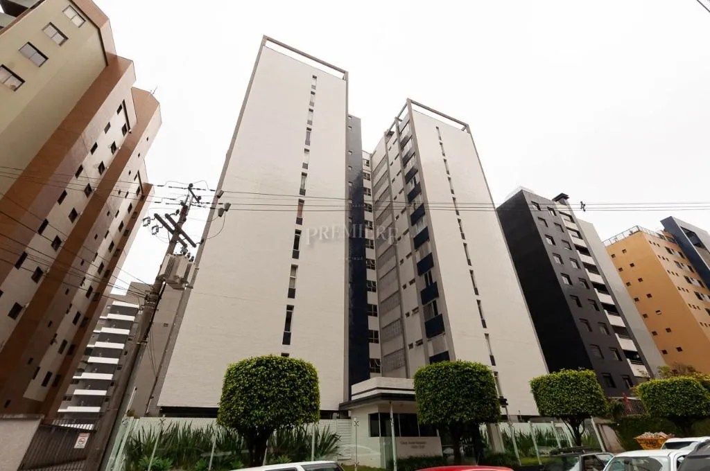 137 m² apartment with 3 bedrooms and 1 parking spot — photo 38