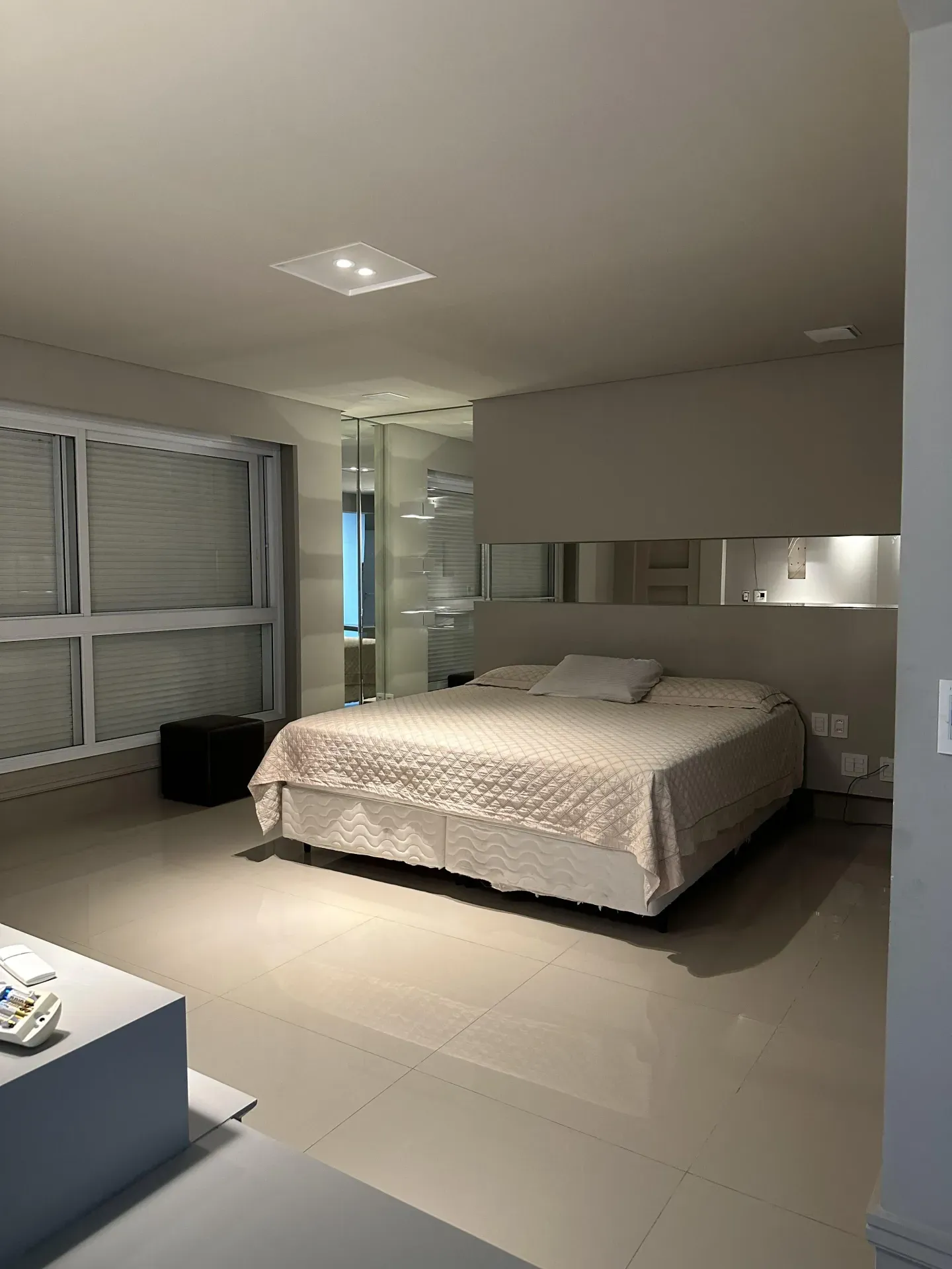 Condominium house with 4 bedrooms and 5 bathrooms — photo 21