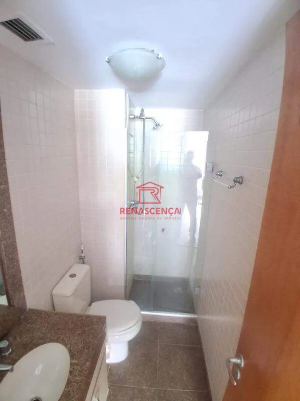 Квартира з 2 спальнями, балконом і 1 паркомісцем — photo 18