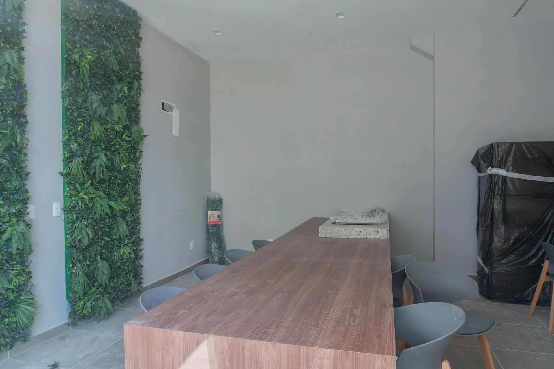 2-bedroom apartment in a building with a sauna — photo 32