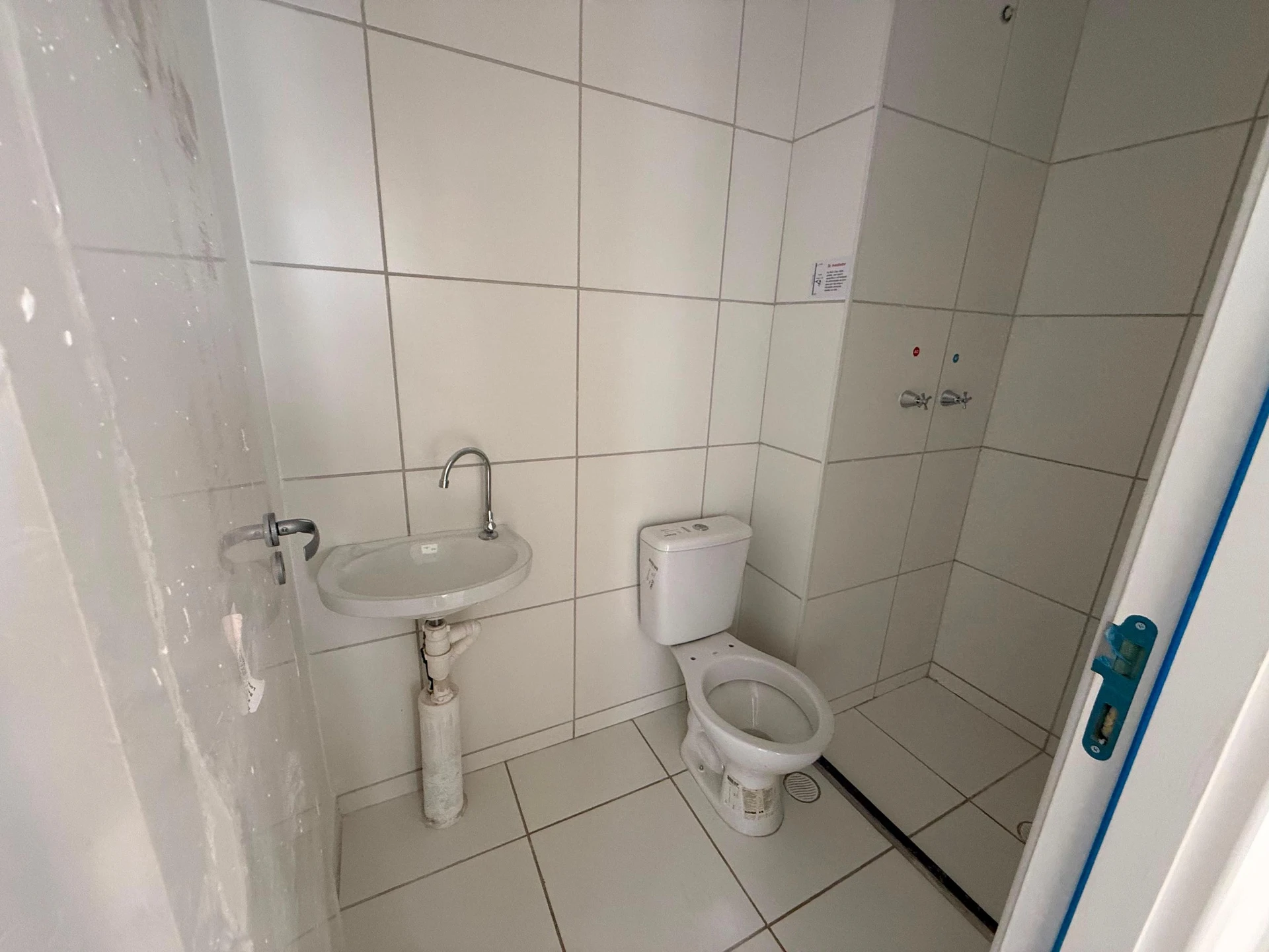 Квартира без меблів: 2 спальні і 1 ванна — photo 10