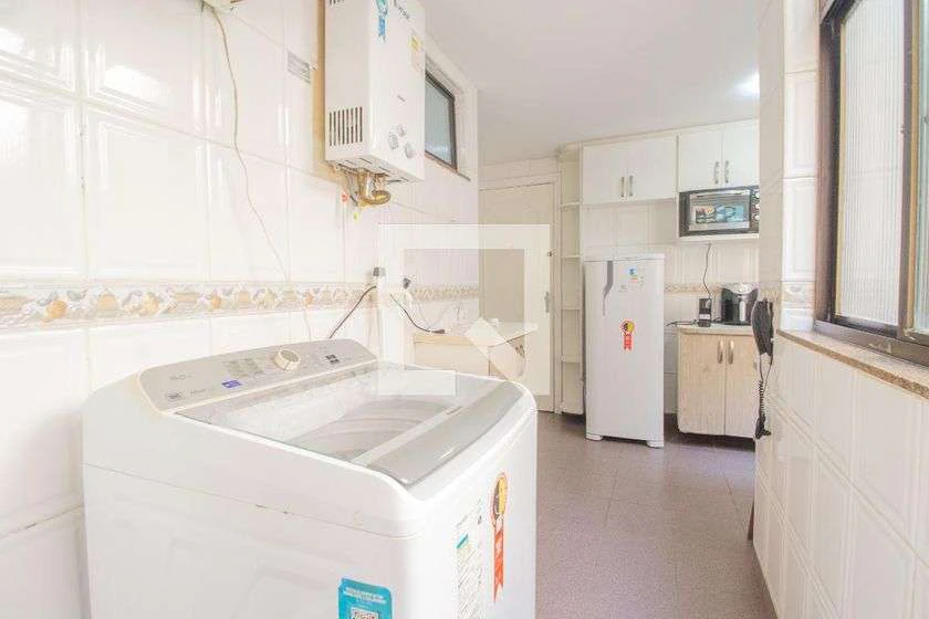 Furnished 81 m² apartment with 2 bedrooms and en-suite — photo 27