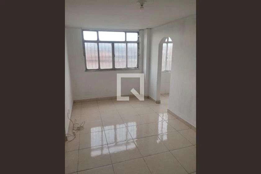 Rental apartment with 2 bedrooms and a closed kitchen