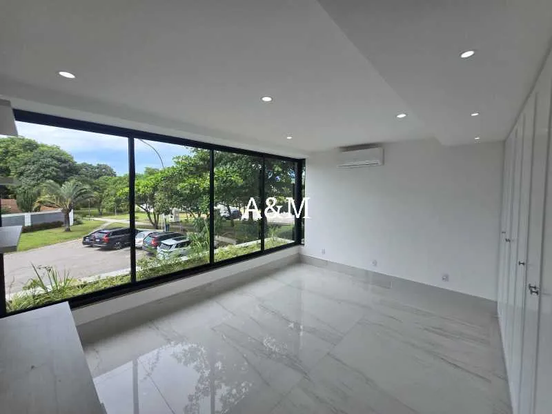 Casa com 4 quartos e 5 banheiros, 4 vagas — photo 22